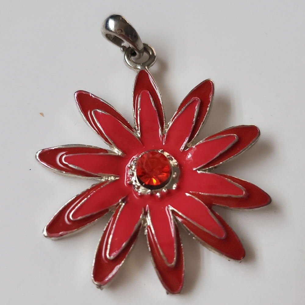 VTG Large Bright Red Daisy Flower Enamel Pendant Red Stone Centre Silver Bail